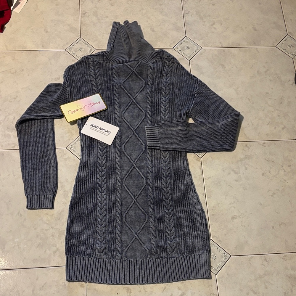 Elegant Cable Knit Turtleneck Sweater - Blue